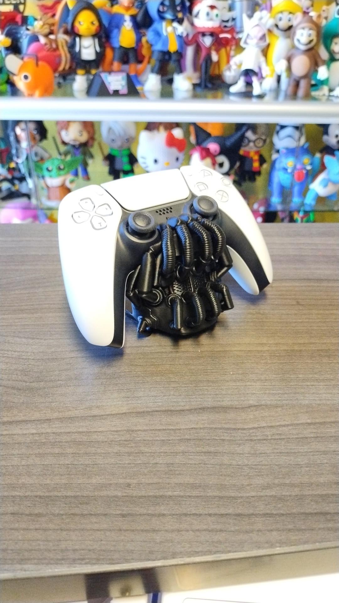 Bane Controller Stand